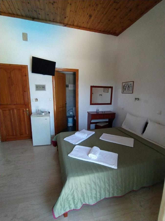Michalis Place Apartments Vasilikí Extérieur photo