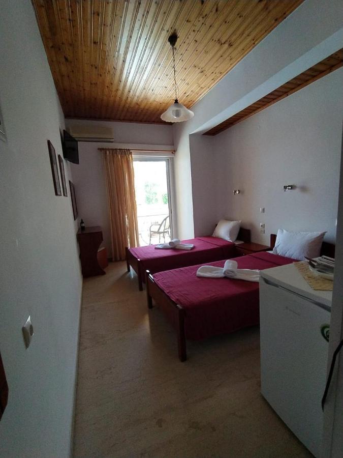 Michalis Place Apartments Vasilikí Extérieur photo