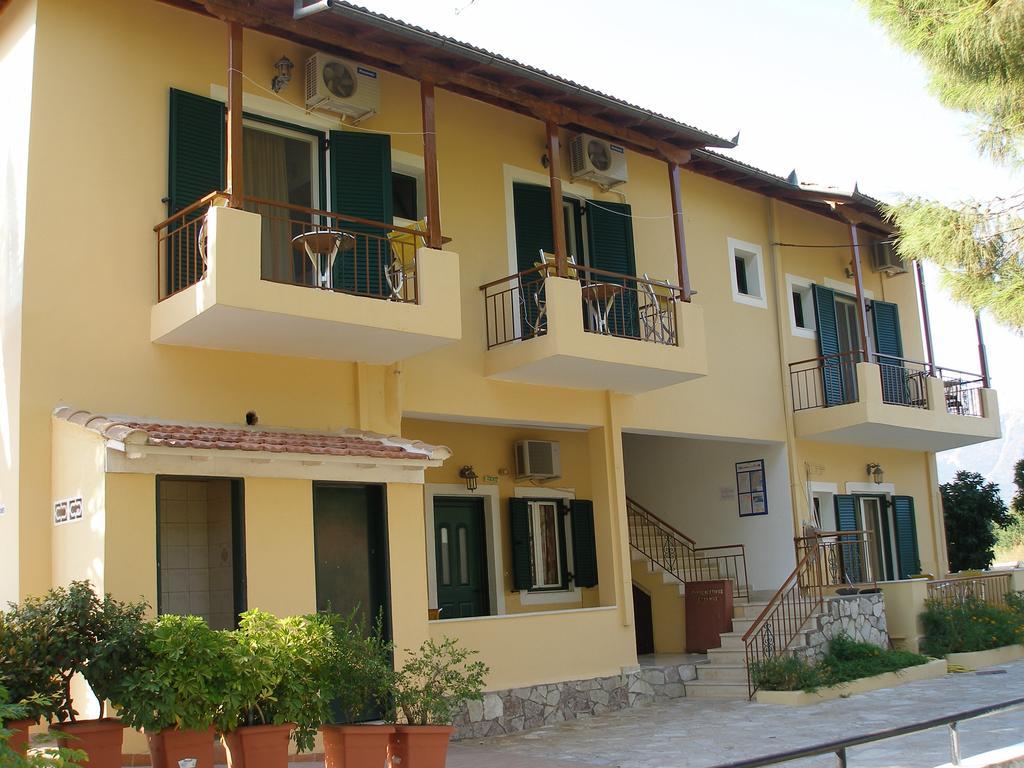 Michalis Place Apartments Vasilikí Extérieur photo